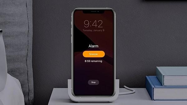 iPhone kullanıcılarının da bildiği gibi iPhone'un herhangi bir modelinde alarm ertelediğinizde tam tamına 9 dakikalık bir erteleme süresi görülür.