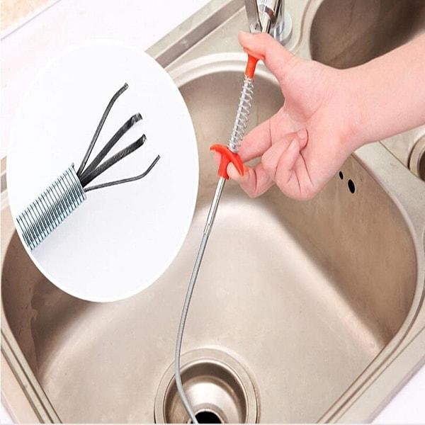 4. Tek elle bile lavabo temizleyebilirsiniz.