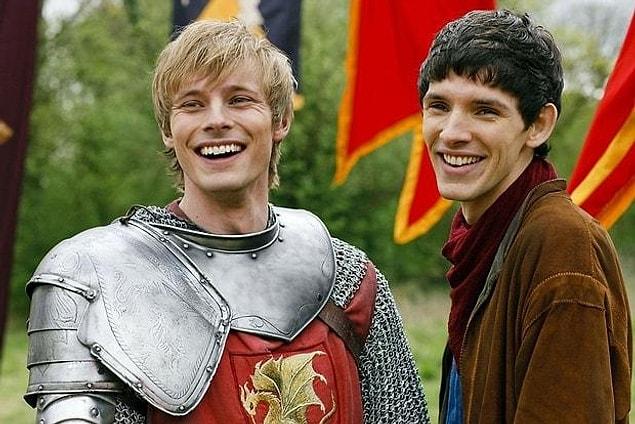 10. Merlin (IMDb: 7,9)