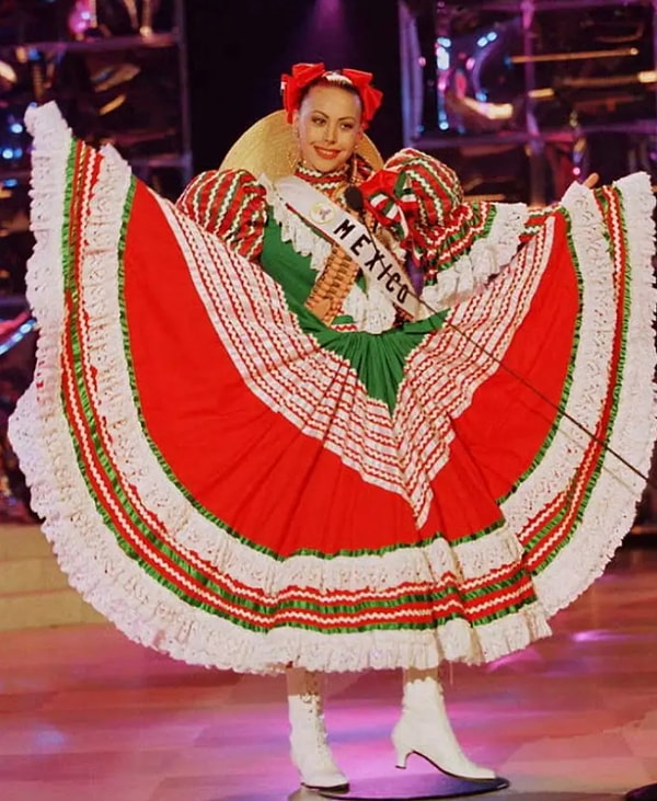 Часть с национальными костюмами на конкурсе «Мисс Вселенная» всегда была самой интересной