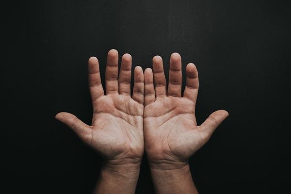 6. Neden sağ elimizi ya da sol elimizi kullanırız?
