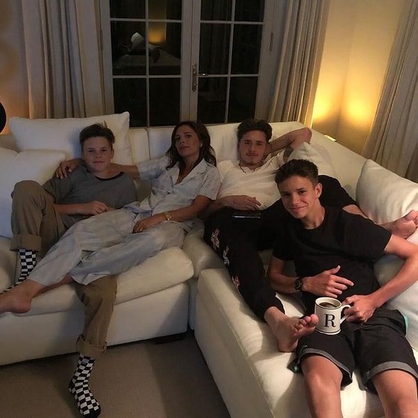 Стало известно, что пара Бекхэмов отправилась на поиски другой собственности или земли недалеко от деревни Грейт-Тью.