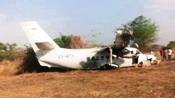 Sudan'da, FlyAir Africa şirketine ait uçak havalandıktan sadece bir dakika sonra yere çakıldı. Kaza sonucu iki kişi yaşamını yitirdi.