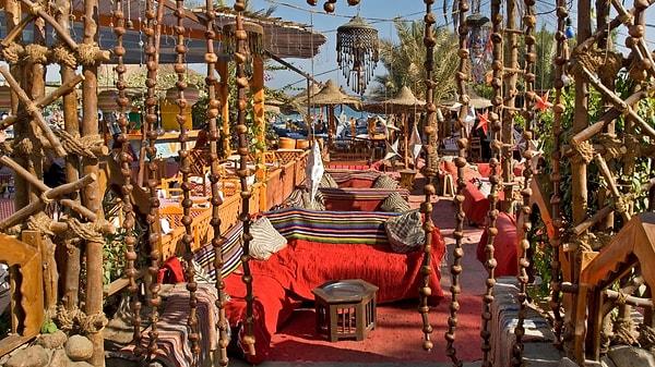 Şarm El-Şeyh’te düzenlenen festivaller turistler tarafından ilgiyle takip ediliyor.