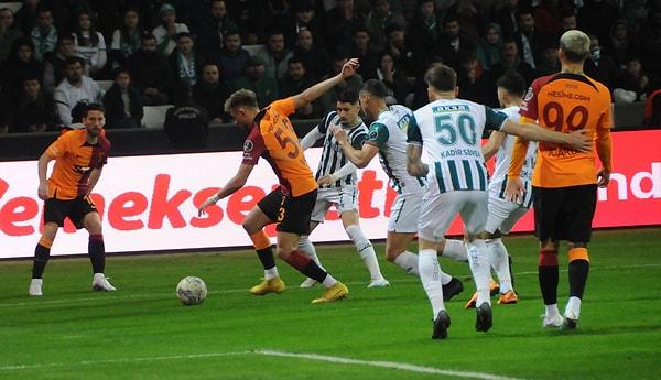 Giresunspor'un ev sahipliği mücadelenin ilk yarısı kıran kırana geçti. Galatasaray'ın 45. dakikada kazandığı penaltıyı Icardi gole çeviremedi.