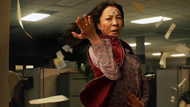 Michelle Yeoh - Everything Everywhere All at Once (Best Actress)
