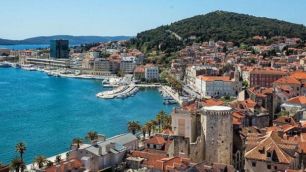 Hırvatistan'dan İlginç Karar: Bikiniyle Gezene ve Alkol Tüketene Ceza Kesilecek