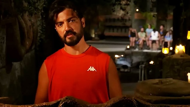 Survivor'da kaldığı yaklaşık üç haftalık süreçte birkaç tartışmaya karışarak adından söz ettirdi. Survivor'da kaldığı yaklaşık üç haftalık süreçte birkaç tartışmaya karışarak adından söz ettirdi.
