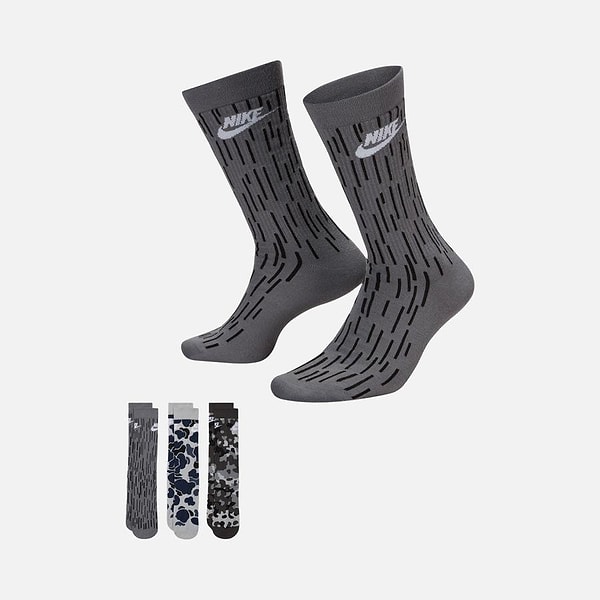 9. Nike Everyday Essential Crew Unisex Çorap