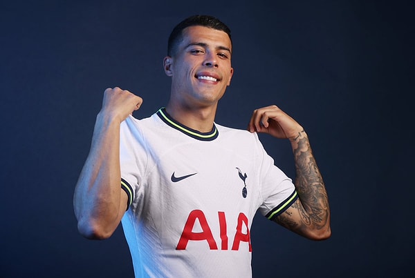 4. Tottenham, Sporting Lizbon'dan Pedro Porro’yu kadrosuna kattı.