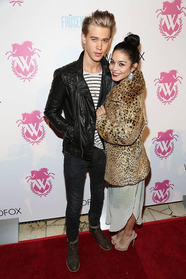 25. Остин Батлер и малышка Ви (Ванесса Хадженс) все еще были предметом обсуждения.