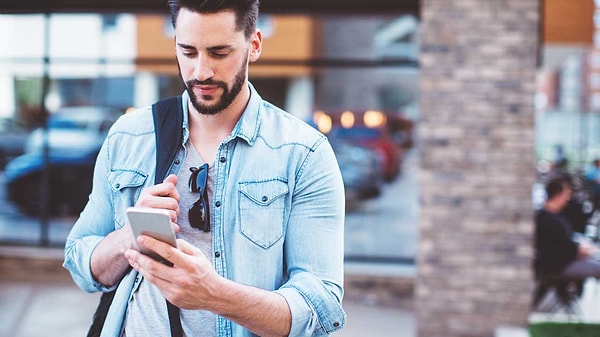 12. Как вы реагируете на то, что кто-то читаете ваши сообщения и не отвечает?