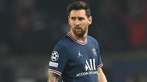 Fransa Ligue 1'de liderliğini sürdüren PSG'de Lionel Messi'nin takımdaki geleceği halen belirsiz.