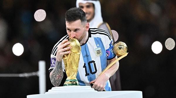 35 yaşındaki yıldız oyuncu ayrıca 2022 Dünya Kupası'nda Arjantin'le şampiyonluk yaşamıştı.