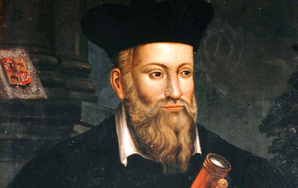 Nostradamus'un bir şaklaban mı yoksa gerçekten de gelecekten haber veren bir kahin mi olduğu konusunda anlaşmazlıklar günümüzde bile devam ediyor. Gerçekleşen ve gerçekleşmeyen kehanetler ise bu anlaşmazlığı çok uzun zaman devam ettirecek gibi duruyor.