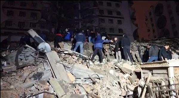 Fuat Oktay, Malatya’da 47 kişinin hayatını kaybettiğini, 550 kişinin ise yaralandığını duyurdu.