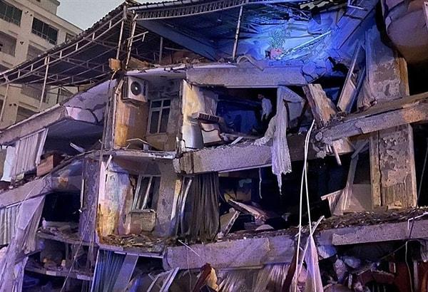 6 Şubat saat 04.17'de meydana gelen deprem; Hatay, Adana, Osmaniye, Diyarbakır, Malatya ve Şanlıurfa ve komşu ülke Suriye'de de yıkıma neden oldu.