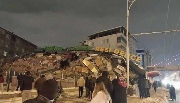 Kahramanmaraş'ta meydana gelen 7.7 büyüklüğündeki depremin ardından ülkemizde derin yaralar meydana geldi.