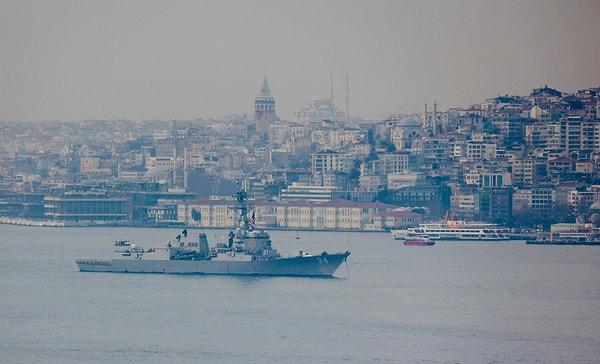 İstanbul Boğazı'ndan geçiş yapan son Amerikan savaş gemisi 2021 yılında Karadeniz'den ayrılmıştı.