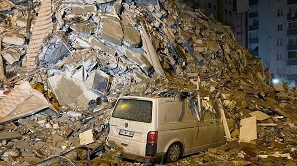 Türkiye’yi sarsan deprem felaketi üzerinden 24 saat geçti.  Kahramanmaraş merkezli 7.7 ve 7.6’lık depremlerin ardından bölgedeki artçı depremler ise devam ediyor.