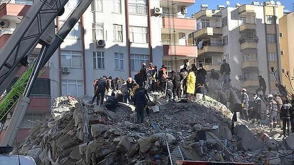 10 ili etkileyen ve binlerce vatandaşın ölümüne neden olan Kahramanmaraş merkezli depremin ardından ülkece zorlu günlerden geçiyoruz.