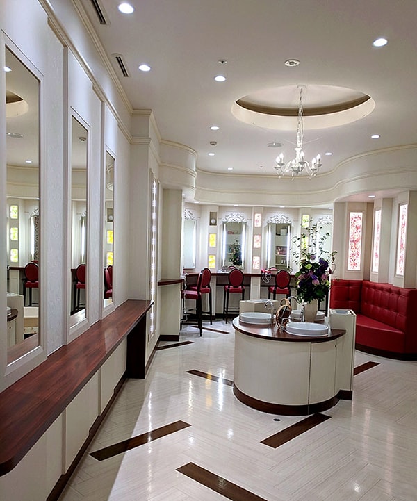 16. Женский туалет в торговом центре недалеко от меня в Японии