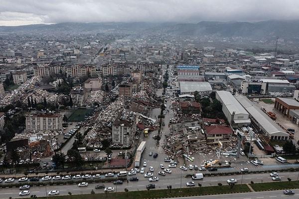 6 Şubat günü sabaha karşı Kahramanmaraş'ta gerçekleşen ve çevredeki 10 ili etkileyen 7,7 büyüklüğündeki deprem tüm ülkemizi derinden sarstı...