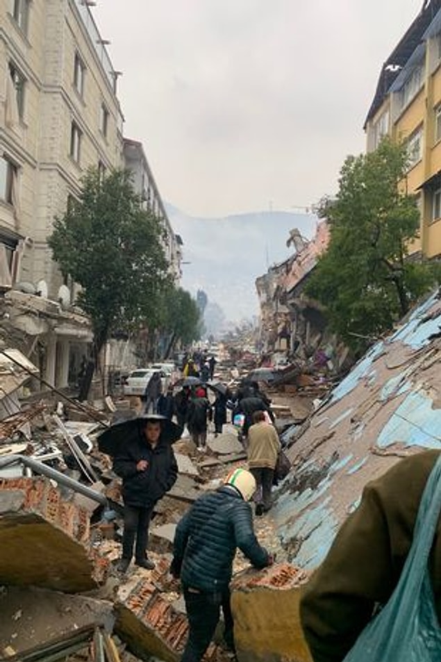 Türkiye’ye Tatile Gelen İngiliz Turist Depremi Anlattı: “Koca Bir Savaş Saniyeler İçerisinde Olmuş Gibiydi!" 7 s 474792e26dedd74ee8f801f5b87a2e3a24fc2210