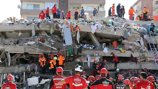 Haftasonu çeşitli dernek, yardım kuruluşları ve klüplerin içerisinde vereceğiniz emekler oldukça kıymetli.