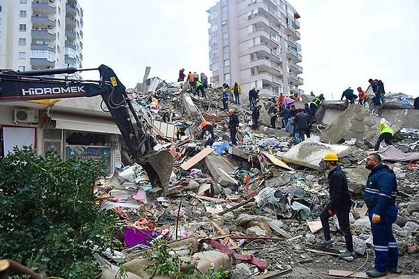 Kahramanmaraş'ta meydana gelen 7,7 ve 7,5 büyüklüğündeki depremin ardından gözlerimiz depremden etkilenen on ilimizden gelecek haberlerde.