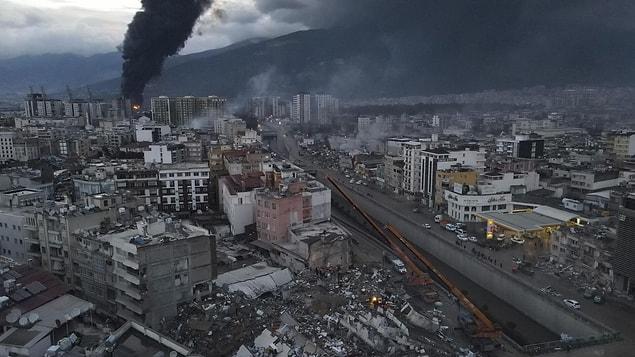 A 7.7 magnitude earthquake in Kahramanmaraş caused very heavy damage in 10 cities in Turkey.