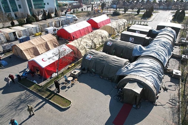 Sahra Hastaneleri Hakkında Tüm Detaylar: Deprem Bölgesine Kurulan Sahra Hastaneleri Nerede, Kimler Kurdu? 7 s df708cb878235db526faec086331074bf59fdcb1