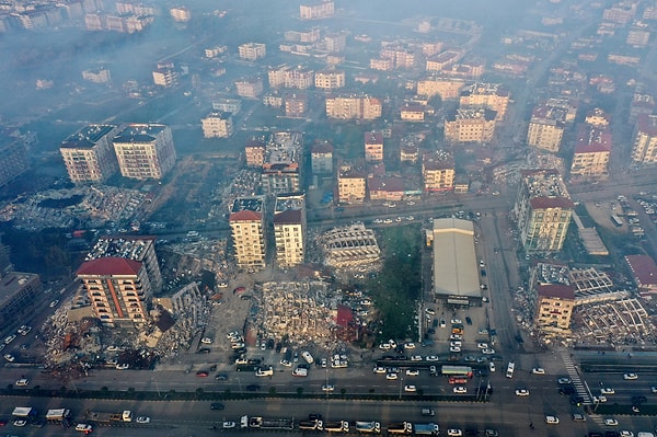 Kahramanmaraş'ta meydana gelen 7.7 ve 7.6 büyüklüğündeki depremler 10 ilimizde korkunç yıkımlara sebep oldu.