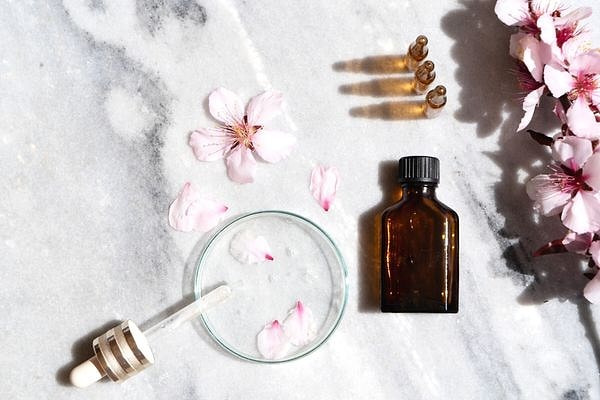 Retinol Ürünleri Fiyat-Performans Rehberi - 2026