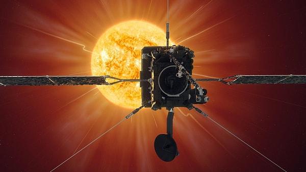 Avrupa Uzay Ajansı’nın (ESA) Solar Orbiter uydusu, Güneş'in fotoğraflarını ekliptik düzlemin ötesinde çekebildiği için aslında aranılan soruların cevabı olabilir.