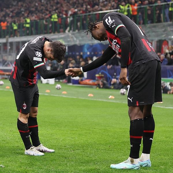İtalya'daki karşılaşmayı Milan, Brahim Diaz'ın attığı golle Tottenham'ı karşısında 1-0 kazanarak avantajlı skoru kapmayı başardı.
