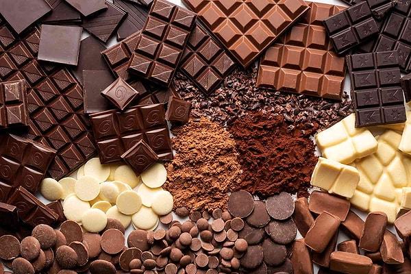 3. Birçok kişi tarafından dünyanın en lezzetli çikolatası olarak kabul edilen ve İsviçre'de üretilen ürün hangi markaya aittir?