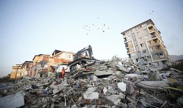 Kahramanmaraş'ta 6 Şubat'ta meydana gelen iki büyük deprem toplam 10 ilde yıkımlara neden olmuş ve şu ana kadar 36 bini aşkın kişinin hayatını kaybettiği belirlenmişti.