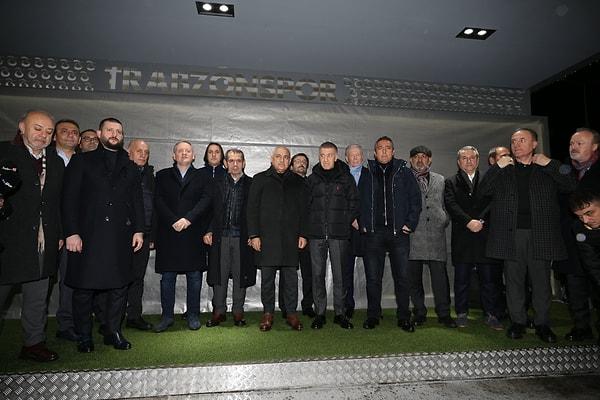 Trabzonspor-Basel karşılaşması öncesi TFF yönetimi ve Fenerbahçe, Galatasaray ve Başakşehir başkanları Şenol Güneş Spor Kompleksi'nde yerini aldı.