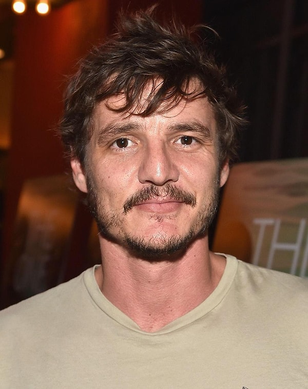 20. Что насчет мандалорца собственной персоной Педро Паскаля? Секс так и пышет?