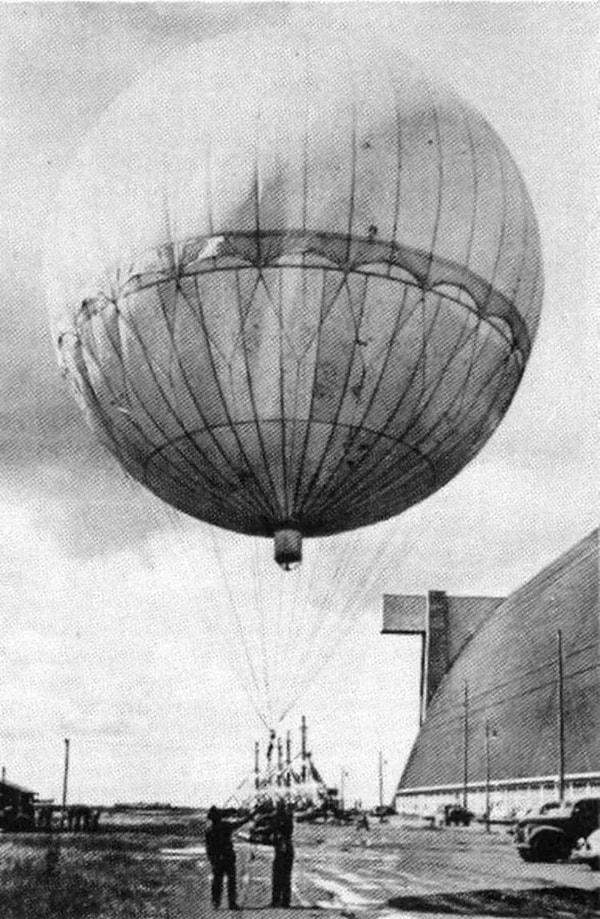 Bu insansız gizemli balonlar Japonya tarafından üretilen tarihin ilk kıtalararası silahıydı. Aynı zamanda bu bu balonlar savaş tarihinin en uzun menzilli saldırı silahı olarak da tarihte yerini aldı.