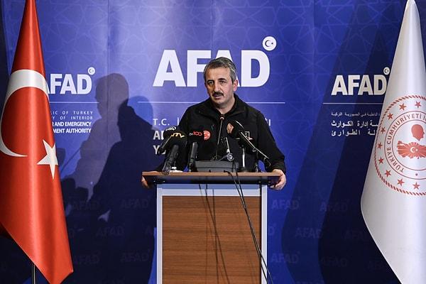 AFAD Başkanı Sezer, AFAD Genel Merkezi'nde açıklamalarda bulundu.