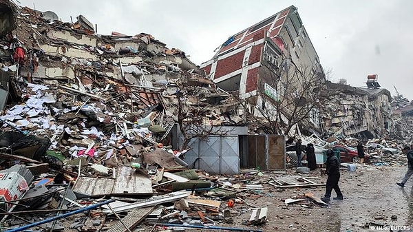 Kahramanmaraş'ta meydana gelen iki büyük deprem 11 ilimizde çok büyük yıkımlara sebep oldu. Artçı depremlerin ise en az 1 yıl süreyle devam etmesi bekleniyor.