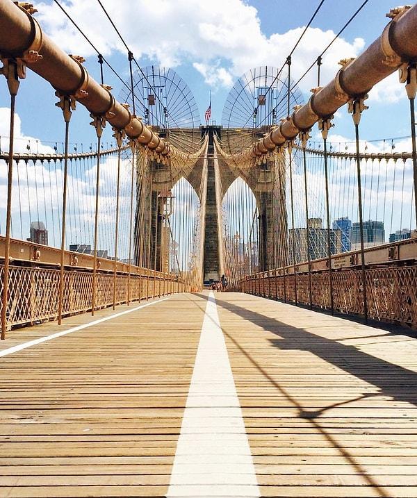 6. Brooklyn Köprüsü - ABD