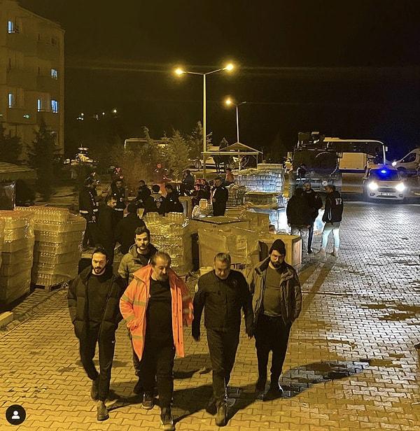 Kahramanmaraş Depremi'nin ardından deprem bölgesine giden MasterChef Jürisi Mehmet Yalçınkaya da Hatay'da meydana gelen depreme İslahiye'de yakalandı.