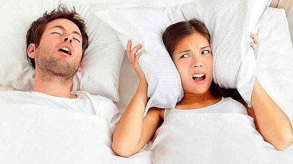 Partneriniz horluyorsa ya da kendi horlamanızdan rahatsız oluyorsanız bunun için de özel yastıklar mevcut.