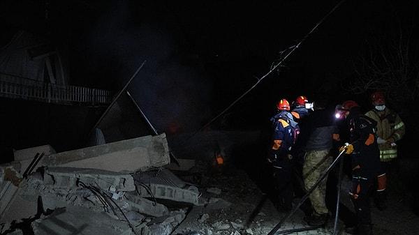 Ayrıca dün akşam saatlerinde Hatay’da meydana gelen biri 6'dan büyük iki depremde de altı kişi hayatını kaybetmişti.