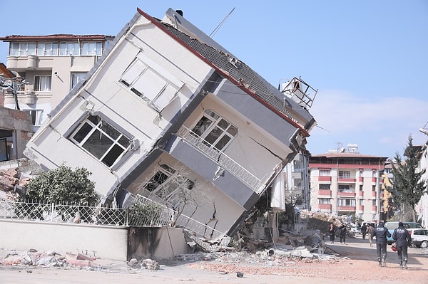 6 Şubat'ta Kahramanmaraş'ın 2 ilçesinde meydana gelen 7.7 ve 7.6 büyüklüğündeki depremler sonrasında 10 ilde büyük yıkımlar gerçekleşmişti.