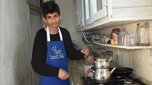 Evinin küçücük mutfağında yemekler yapan Taha, hem olumlu hem de olumsuz birçok yorumla karşılaştı ilk günlerde.