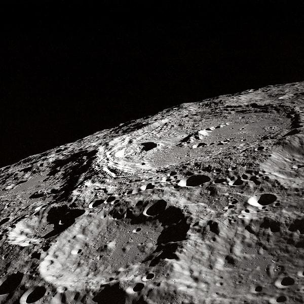 5. Kraterler, uzay tarihinin kilidini açabilir.